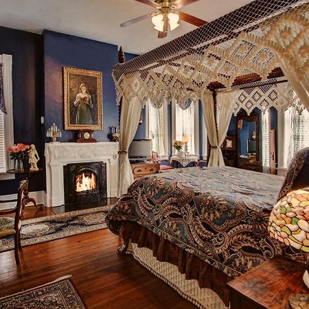 Mcmillan Inn Саванна Экстерьер фото