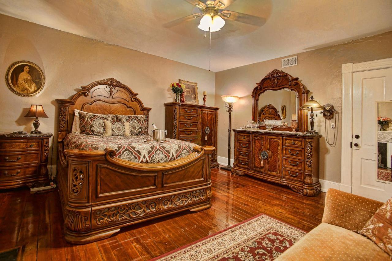 Mcmillan Inn Саванна Экстерьер фото